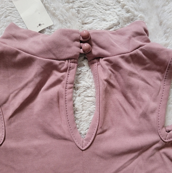 Francescas Alya Cold Shoulder Dusty Pink High Collar Cutout VNeck Dress NWT - Picture 8 of 11